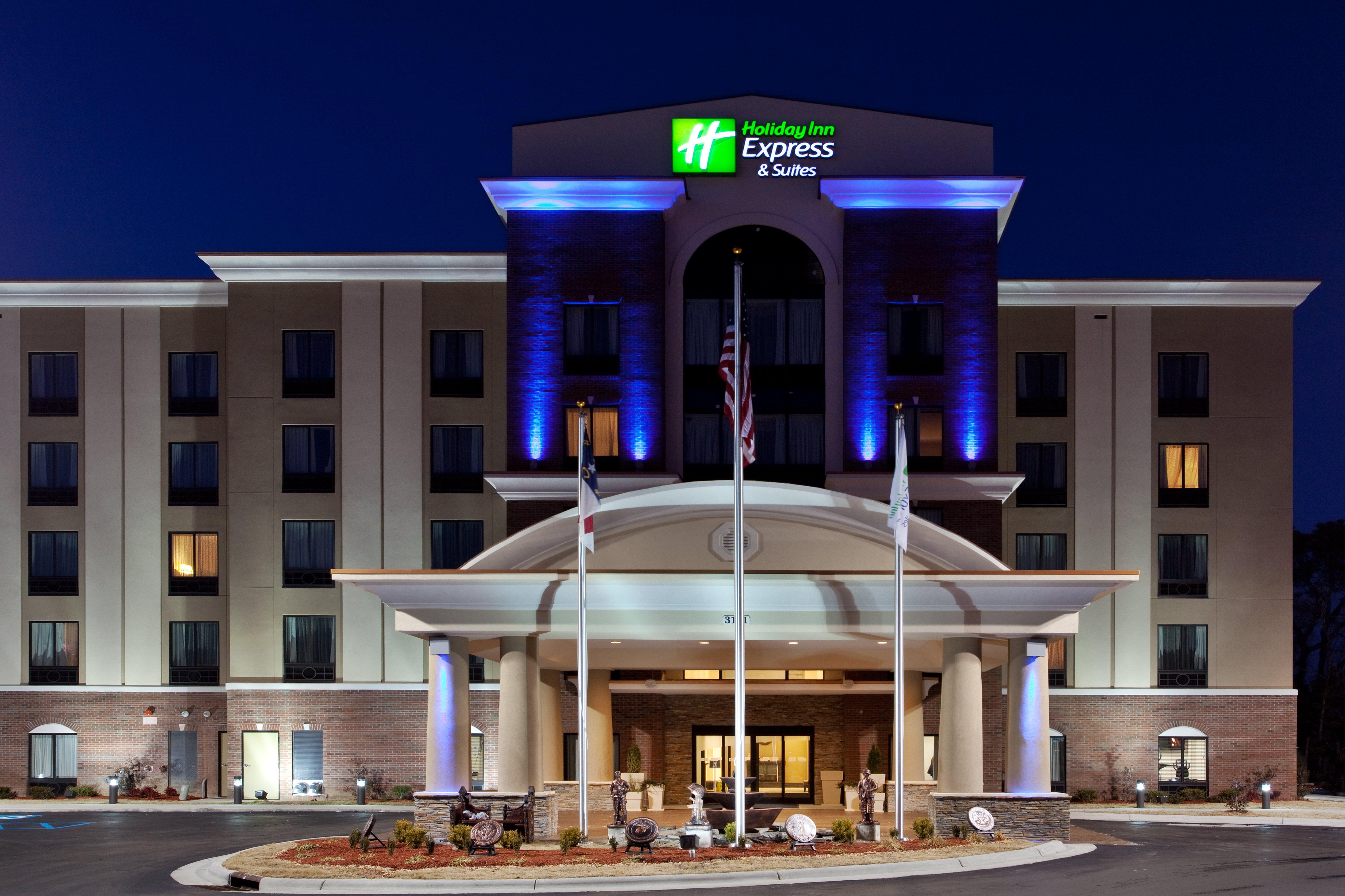 Holiday Inn Express Hotel & Suites Hope Mills-Fayetteville Airport By Ihg Exterior foto
