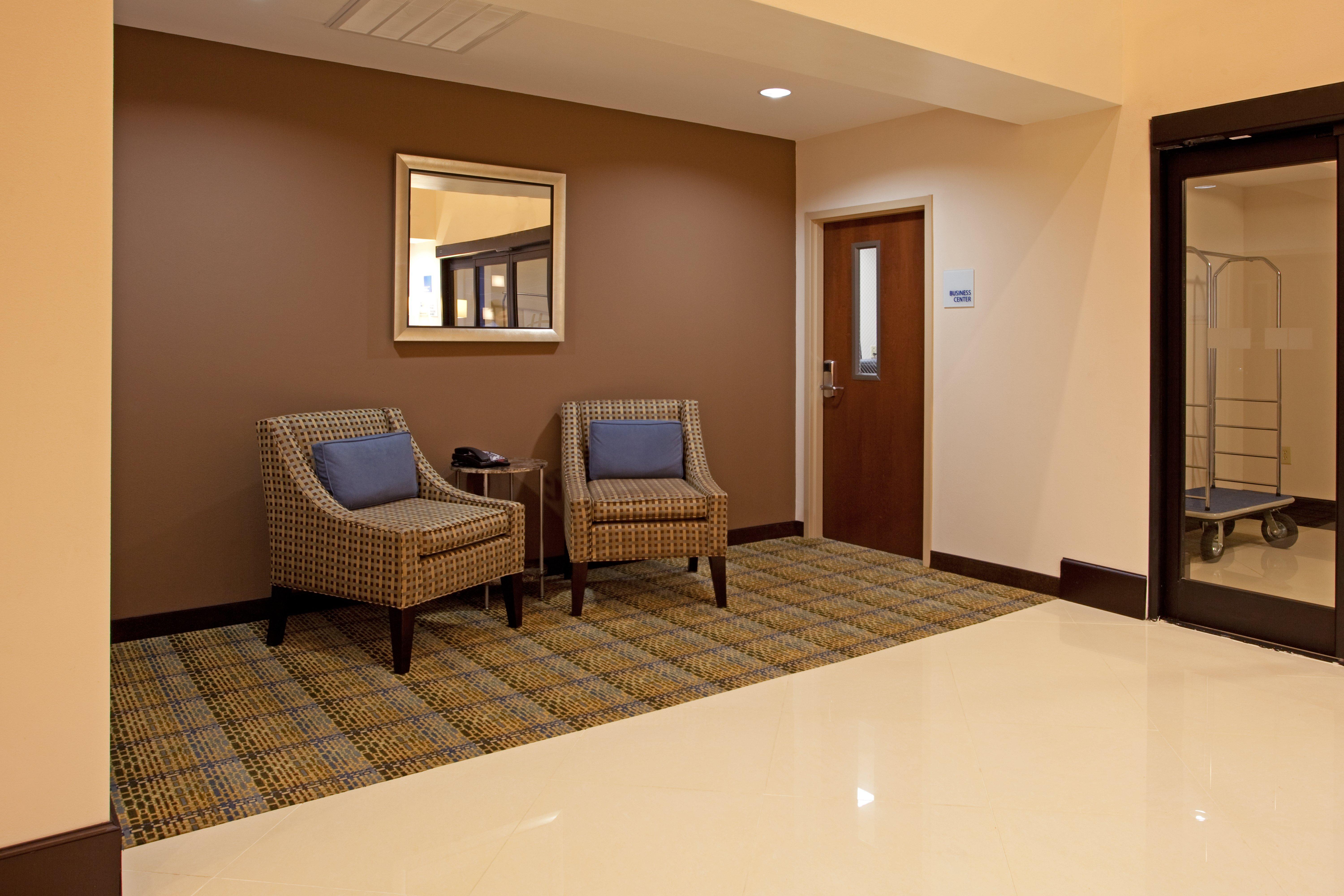 Holiday Inn Express Hotel & Suites Hope Mills-Fayetteville Airport By Ihg Exterior foto